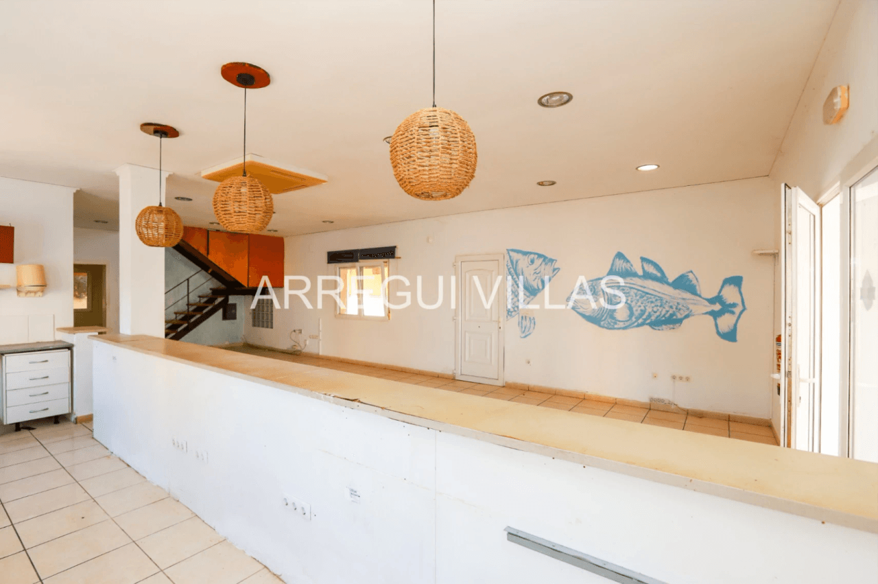 Vivienda/Oportunidad de negocio en venta en Dénia