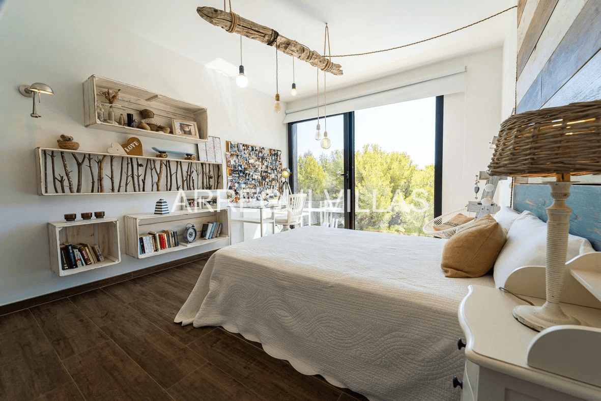 Estupenda villa en venta en Dénia - Montgó