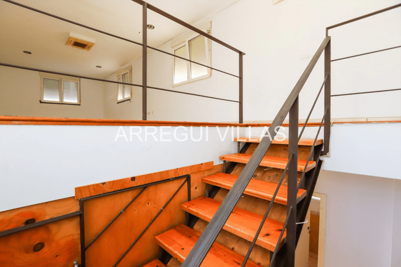 Vivienda/Oportunidad de negocio en venta en Dénia