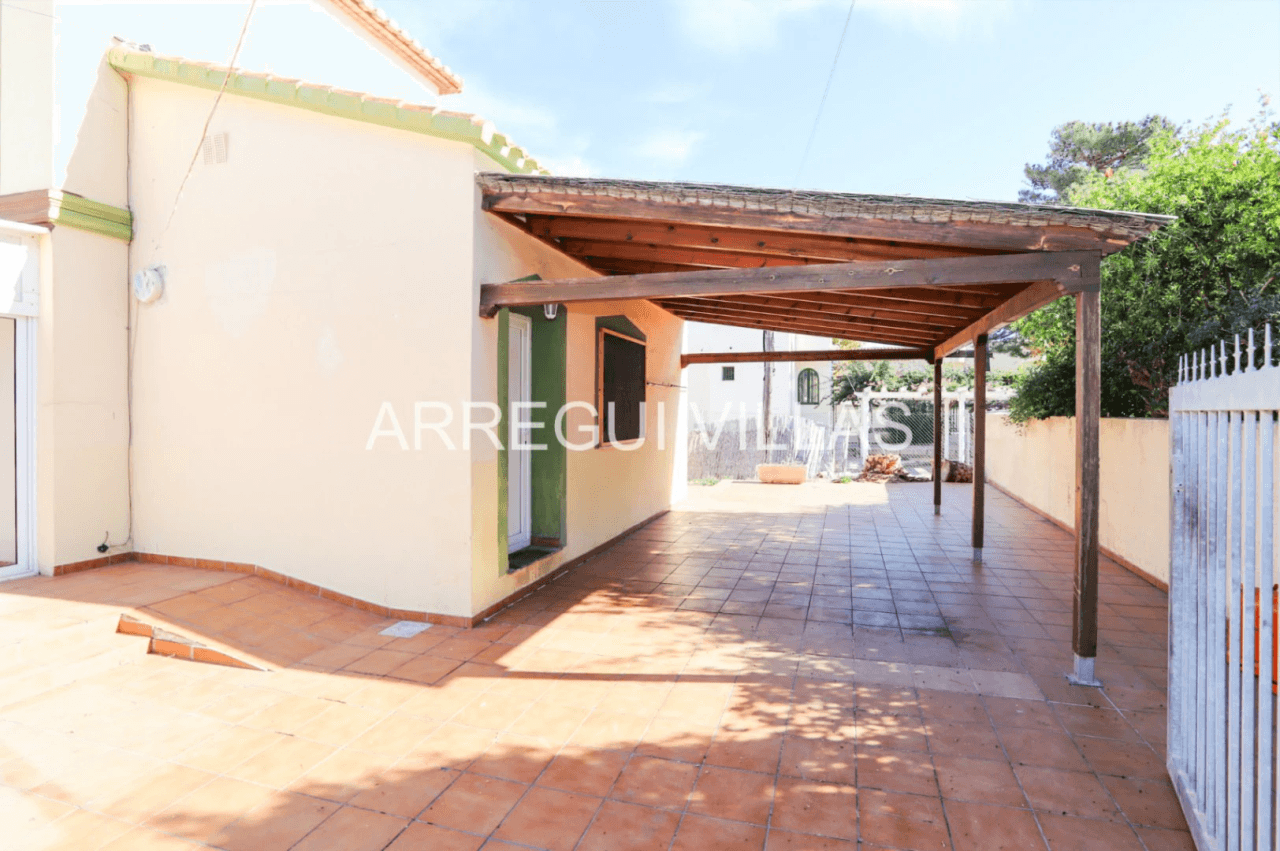 Vivienda/Oportunidad de negocio en venta en Dénia
