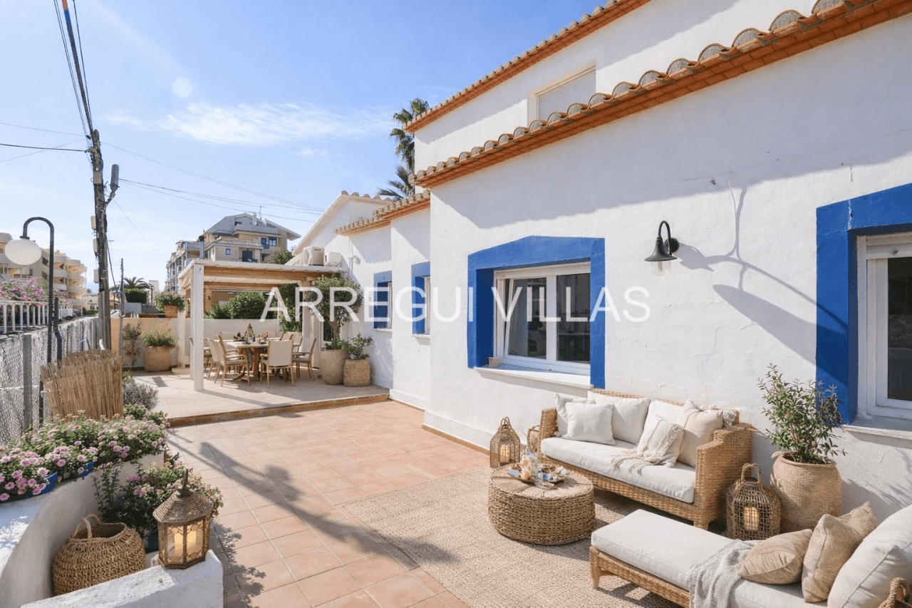 Vivienda/Oportunidad de negocio en venta en Dénia