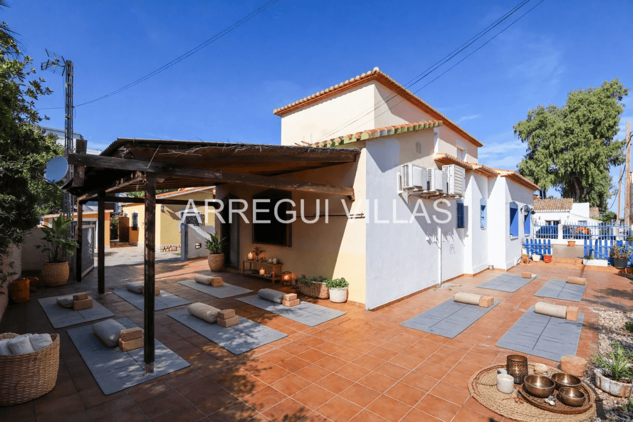 Vivienda/Oportunidad de negocio en venta en Dénia