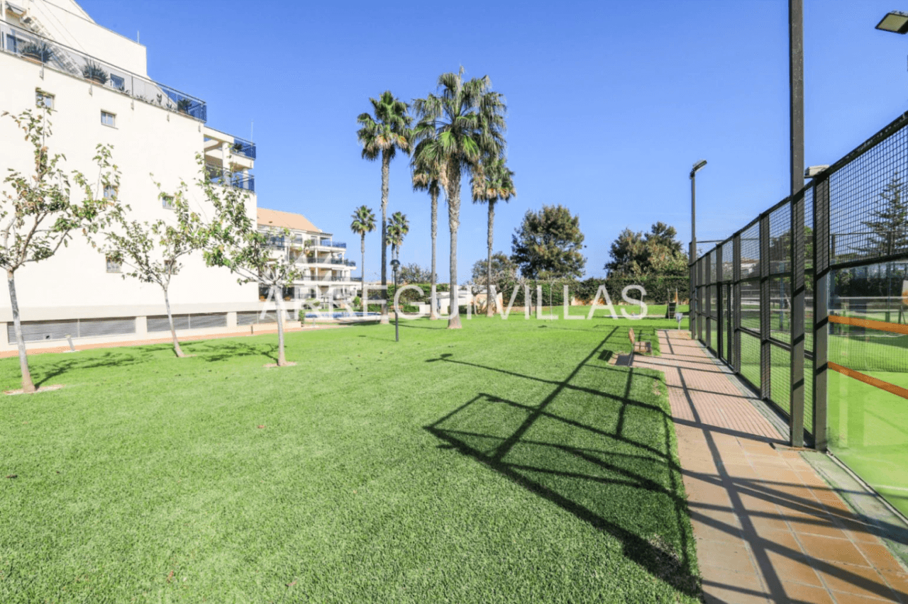 Apartamento en venta de 2 dormitorios en Deveses, Denia
