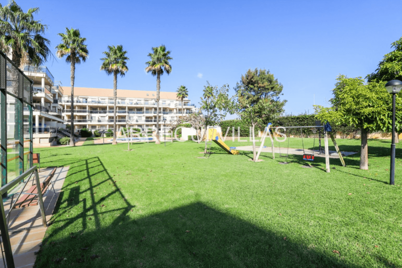 Apartamento en venta de 2 dormitorios en Deveses, Denia
