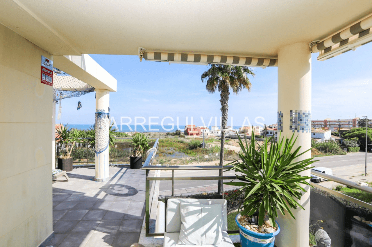 Apartamento en venta de 2 dormitorios en Deveses, Denia
