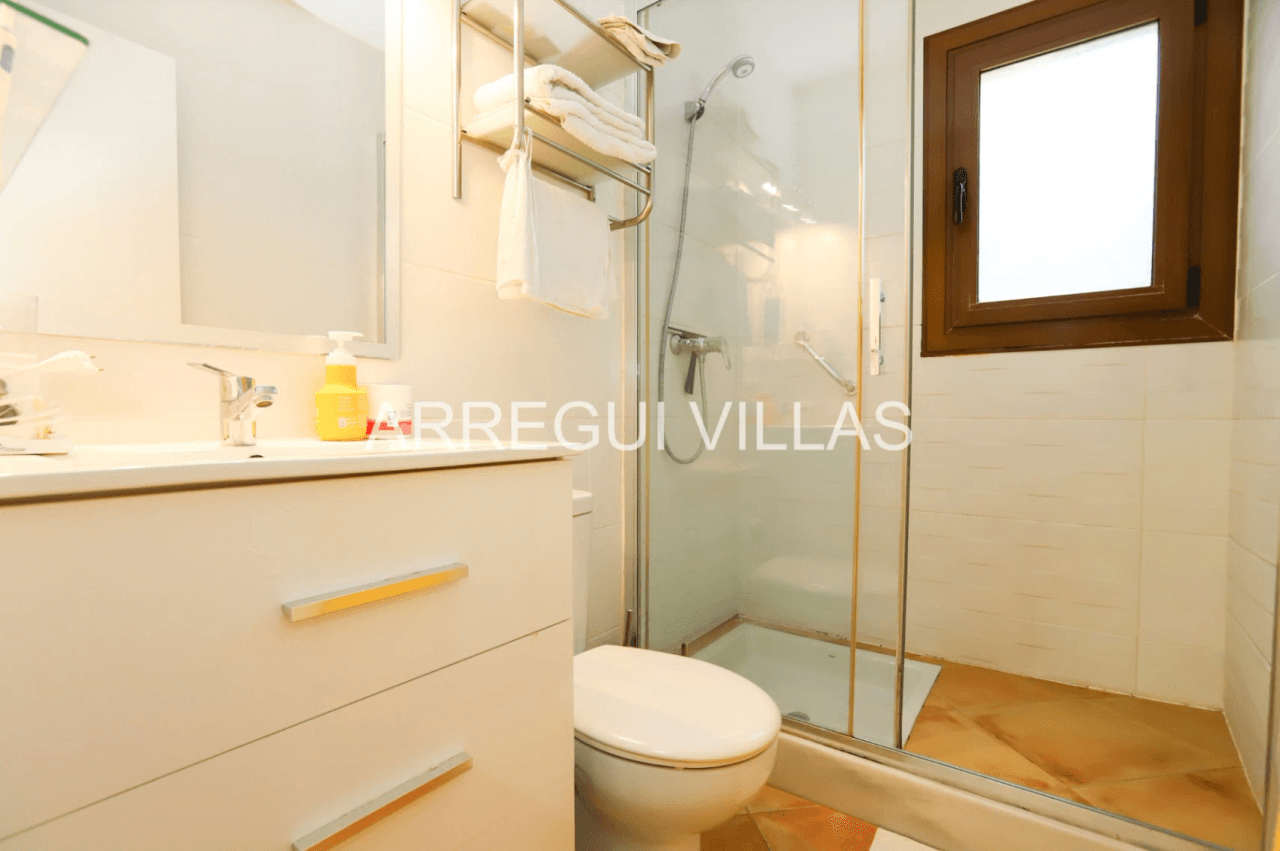 Exclusiva vivienda unifamiliar en Las Alquerias - Denia